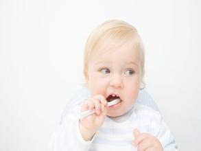 宝宝牙齿护理知识