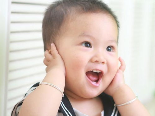 婴儿听力发育