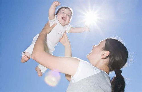 婴儿晒日光浴的注意事项是