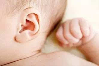 婴儿清洗耳朵怎么清洗