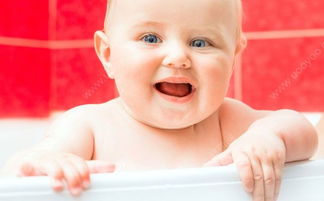 新生婴儿洗澡水温多少度
